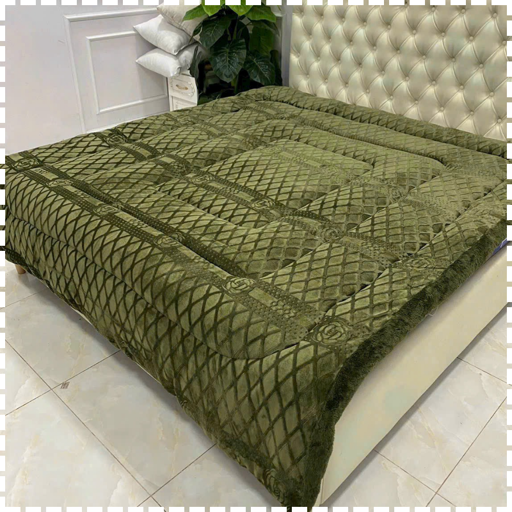 Chăn lông Thỏ COCO - Ấm áp, Mềm mượt Một gia đình đang nằm trên chiếc chăn lông thỏ COCO, tận hưởng cảm giác ấm áp và hạnh phúc