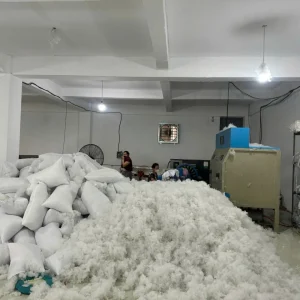 Khu vực sản xuất ruột chăn gối theo yêu cầu tại xưởng DEM365
